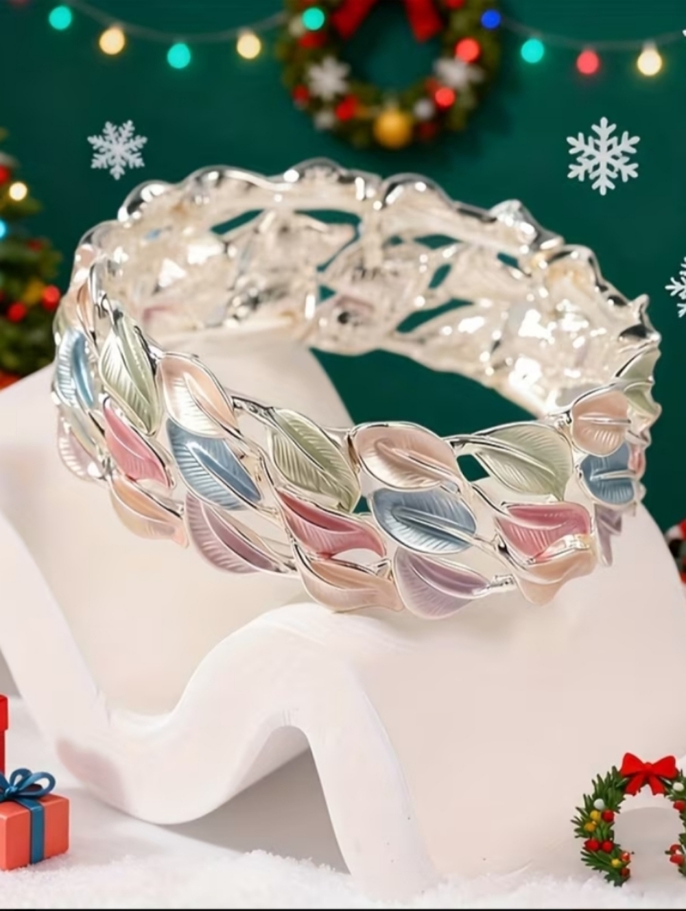 Pastel Leaf Silver-Tone Stretch Bracelet - Picture 2 of 7